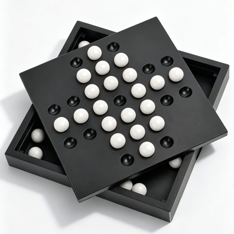 Board Game Fun - Europäisches Klassisches Einzel-Schach Peg Solitaire Lehrreiches