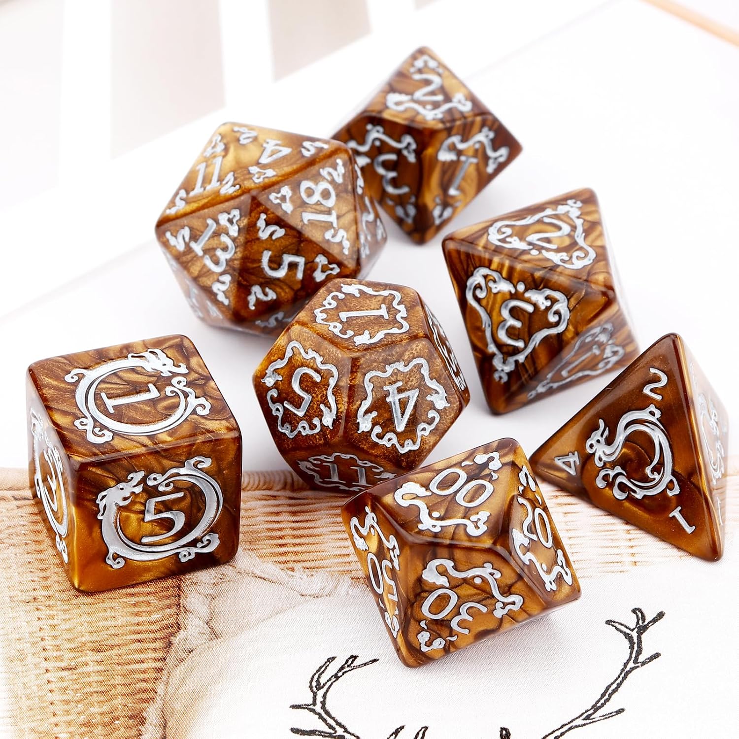 Board Game Dungeons And Dragons - 7-teiliges DND-Würfelset mit Drachenmuster, polyedrische Würfel